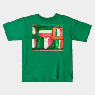 Italia flag surrounded by a love heart two squares ,two circles coloured background Kids T-Shirt